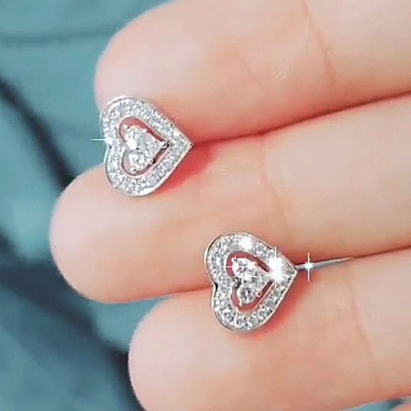 🍁925 Silver Plated New Arrival CZ Heart Shaped Earings, MARR9349 - Picture 2 of 6
